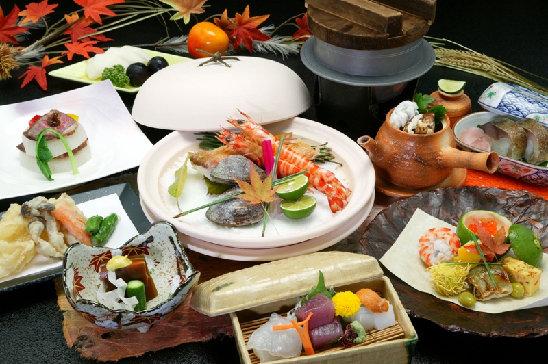 秋の味覚会席.JPG