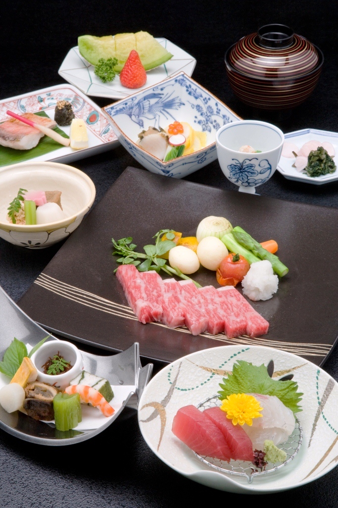 近江牛ステーキ会席.jpg